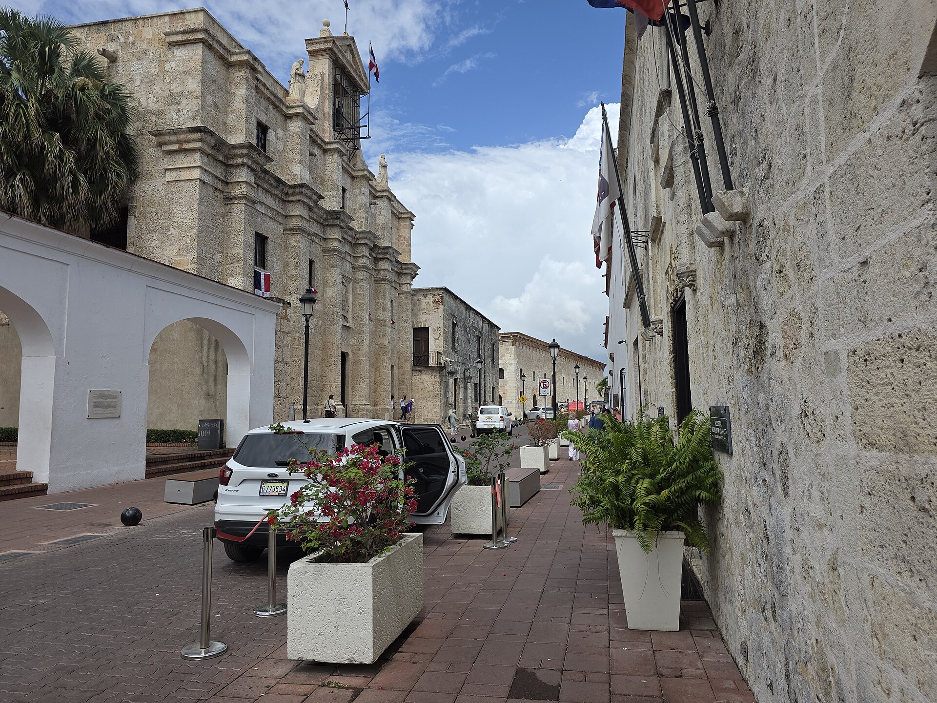 Ulice Calle Las Damas v historickém Santo Domingu